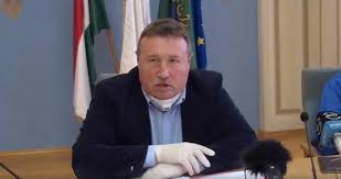 Hiesz györgy témájú friss hírek 1 forrásból. Nem Is Regisztralt A Vakcinara Ugy Oltatta Be Magat Soron Kivul A Baloldali Polgarmester
