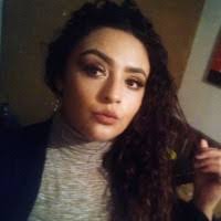 300+ perfiles de «Beth Padilla»