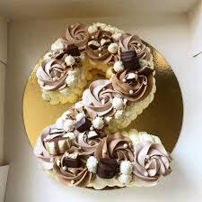 Zahlenkuchen Zum 2 Geburtstag Schone Deko Idee Mit Viel Leckerem Schoko Cake Decorated With Fruit Fruit Tart Cake Number Cakes