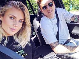 Nilsson met pro footballer lindelof while still living in vasteras, sweden. Victor Lindelof Is Going To Be A Father Soon Man Utd Core