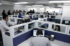 0 calificaciones0% encontró este documento útil (0 votos). 97 3 De Los Guatemaltecos Tiene Un Trabajo Pero La Mayoria Es Informal La Hora