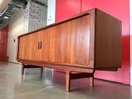 I recently acquired this teak extension table with no tags or marks on the wood, but the i found some tables online similar to this one, including by gudme and dyrlund but i couldn't find this exact model. Xl Dyrlund Teak Sideboard 2 590 Stugalove
