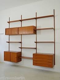 Modernes Mid Century Wandregal Bevydecor Com In 2020 Regal Vintage Einrichtungen Regalsystem