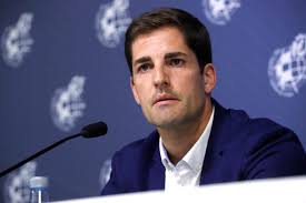 El catalán Robert Moreno sustituirá a Luis Enrique