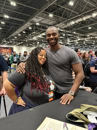 Cypher ⚔️ 🏳️‍🌈✌🏾🔜 PAX Unplugged on X: I adore Theo Solomon so much.  He's such a champion and fantastic to chat with. Can't wait to chat more  once everyone is recovered from