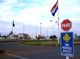 Conozca la historia de la bandera de paraguay, desde el levantamiento de la ciudad de asunción, y su 2 descripción y significado de la bandera de paraguay. Divisa Paraguay Brasil