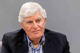 Gerald Kohn's Instagram, Twitter & Facebook