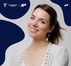 Emily Deshotel's Instagram, Twitter & Facebook