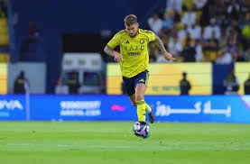 النصر يهيمن على الخلود ويعزز مكانته في دوري روشن السعودي.