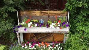 Find the best piano bars & clubs in memphis tennessee based on ratings and reviews from locals and tourists. Piano With Flowers Bob Kahle Piano Service