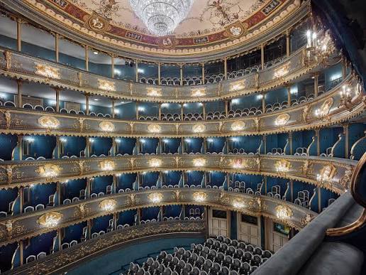 Guided tours at the Estates Theatre (individuals) English - National Theatre