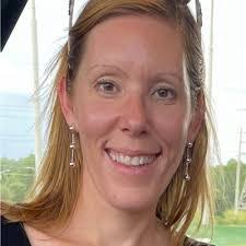 Lorie Decker's Instagram, Twitter & Facebook