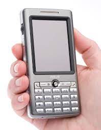 Asus P527 Windows Mobile smartphone ...
