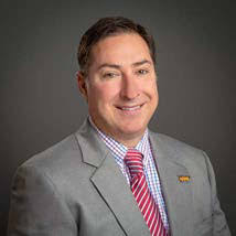 Fred Lay's Instagram, Twitter & Facebook