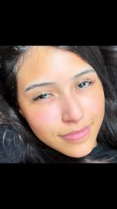 Elli Flores (@elli_flores)