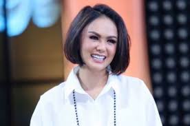 14,200 likes · 53 talking about this. Netizens Praised Her Beauty When She Came To The Field Yuni Shara As High As The Sky Beautiful As 27 Years Old All Pages Netral News