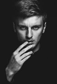 Improvised Studio Black Coat For Background And Some Random Bulb For The Light I Also Us Male Portrait Studio Photography Fashion Portrait Photography Men
