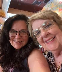 Lisa Sebelle (@lisa_sebelle) • Instagram photos and videos