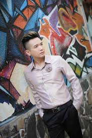 Anh mất ngay mùa dịch, làm sao anh em tiễn anh đây. Phap Luáº­t Plus Nam Ca SÄ© Tháº§n TÆ°á»£ng Cá»§a Tháº¿ Há»‡ 8x 9x Viá»‡t Quang Giá» Ra Sao