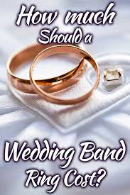 How Much Should A Wedding Band Ring Cost Types Of Wedding Rings Wedding Ring Bands Wedding Bands