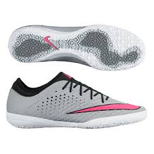 Designed For Speed The Nike Mercurialx Finale Indoor Soccer Shoes Can Help Speed Up Your Game And Deliver Soccer Shoes Best Soccer Shoes Indoor Soccer Cleats