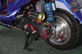 Modifikasi motor beat babylook ceper kumpulan gambar via www.gambarmodifikasi.co. Honda Vario 110 Esp Begitu Kena Modifikasi Jadinya Keren Begini Gridoto Com