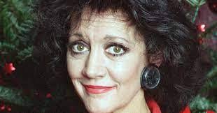 Alma Barlow's Instagram, Twitter & Facebook