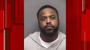 Man arrested after shooting into group of bikers, seriously injuring 2  outside bar, SAPD says