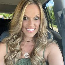 Andrea Tompkins (@all_things_andrea_insta) • Instagram photos and videos