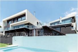 43 opiniones de hoteles y 36 fotos de viajeros, y los precios más baratos para 5 hoteles en castelldefels. Casa De 800 M Con Piscina Y Vistas En Venta En Castelldefels Premium Houses