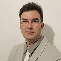 Daniel Pons's Instagram, Twitter & Facebook