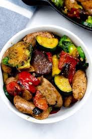 Deliciously caramelized sweet apple and roasted fennel spice (with undertones of mint), mixed with pork. Chicken Apple Sausage With Vegetables Skillet Meal It Is A Keeper