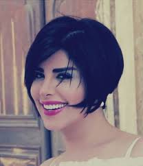 انفعلت الفنانة شمس الكويتية، على إحدى متابعاتها بعدما وصفتها بـالعجوز، وتحدت إياها بأن تصبح في مثل جمالها عندما تصل إلى عمرها. Ø´Ù…Ø³ Ù…Ø¬Ù„Ø© Ù‡ÙŠ