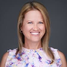 Linda Vezina's Instagram, Twitter & Facebook