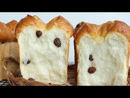 Let S Add Raisins In Dough Unbelievable Youtube Raisin Dough Eggless Baking