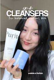 Choosing Between Green and Blue Cleansing Balms