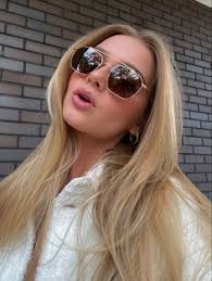 Abbie Sexton (abbiesexton)