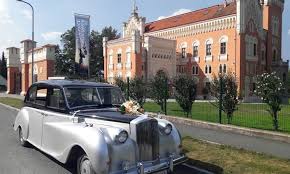 Mieten sie einen oldtimer für ihre hochzeit. Hochzeitsauto Oldtimer Royal Limousinen Wien