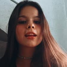 Laura Spinelli (@laura.spinelli.378) • Facebook, Connect with friends