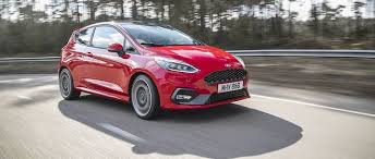 Après vous avez 3 choix: Ford Fiesta St La Nouvelle Reference Automobile