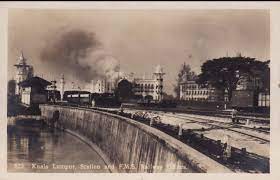 Daripada pola tersebut, terbit ayat lain (ayat tunggal dan ayat majmuk, ayat pendek ataubab 1 : Sejarah Bangunan Ibu Pejabat Keretapi Ktmb Train Kuala Lumpur Railway