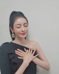 Check spelling or type a new query. Lee Da Hee ì´ë‹¤í¬ Global On Twitter 05 22 Dahee0315 Ig Update Https T Co Rhyzgii1rl ì´ë‹¤í¬ Leedahee
