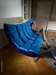 Bretz Luxus Mobel Wohnen Mit Klassikern Www Wohnenmitklassikern Com Wohnung Gestalten 2er Sofa
