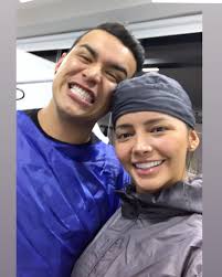 pacientefeliz #smiledesigner #smiledesign #sonrisa #sonrie  #dientesperfectos #diseñodesonrisa #dentistry #odontologia #colombia Mi  paciente en su control de diseño de sonrisa @yeison_jimenez @ Unicentro  Bogotá