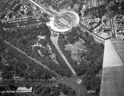 La Calzada De Las Palmas Y Glorieta De Chapultepec En Una Foto De 1949 Col Cia Mexicana Aerofoto Via Cand Ciudad De Mexico Historia De Mexico Ciudades