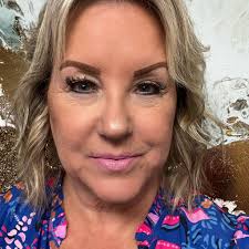 Is whale watching from a cruise ship or an excursion better in Alaska?