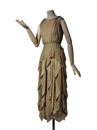 Creation Madeleine Vionnet Maison De Couture 1920 Collection Ete Haute Couture Madeleine Vionnet Couturier P Madeleine Vionnet 1920s Fashion Vionnet