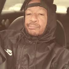 ELKTON — John Smith went to one of his favorite stores