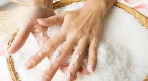 Limon, sirke derken bir nar ekşisi kaldı. Sirkeli Su Ile Yikanmak Veya Tuz Ile Banyo Yapmak Buyu Bozar Mi