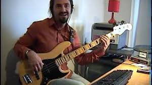 Nello stesso anno, ad agosto, tony esposito è ancora l'unico italiano che si esibisce al rock in rio, a rio de janeiro, insieme al mitico gilberto gil. Chords For Tony Esposito Kalimba De Luna Bass Cover By Ffking